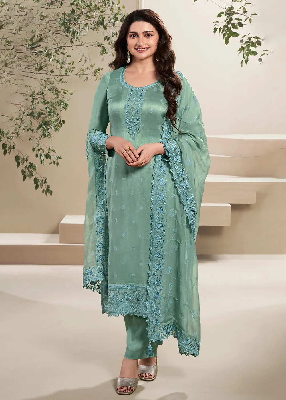 Dola Silk Green Thread Embroidered Wedding Salwar Suit