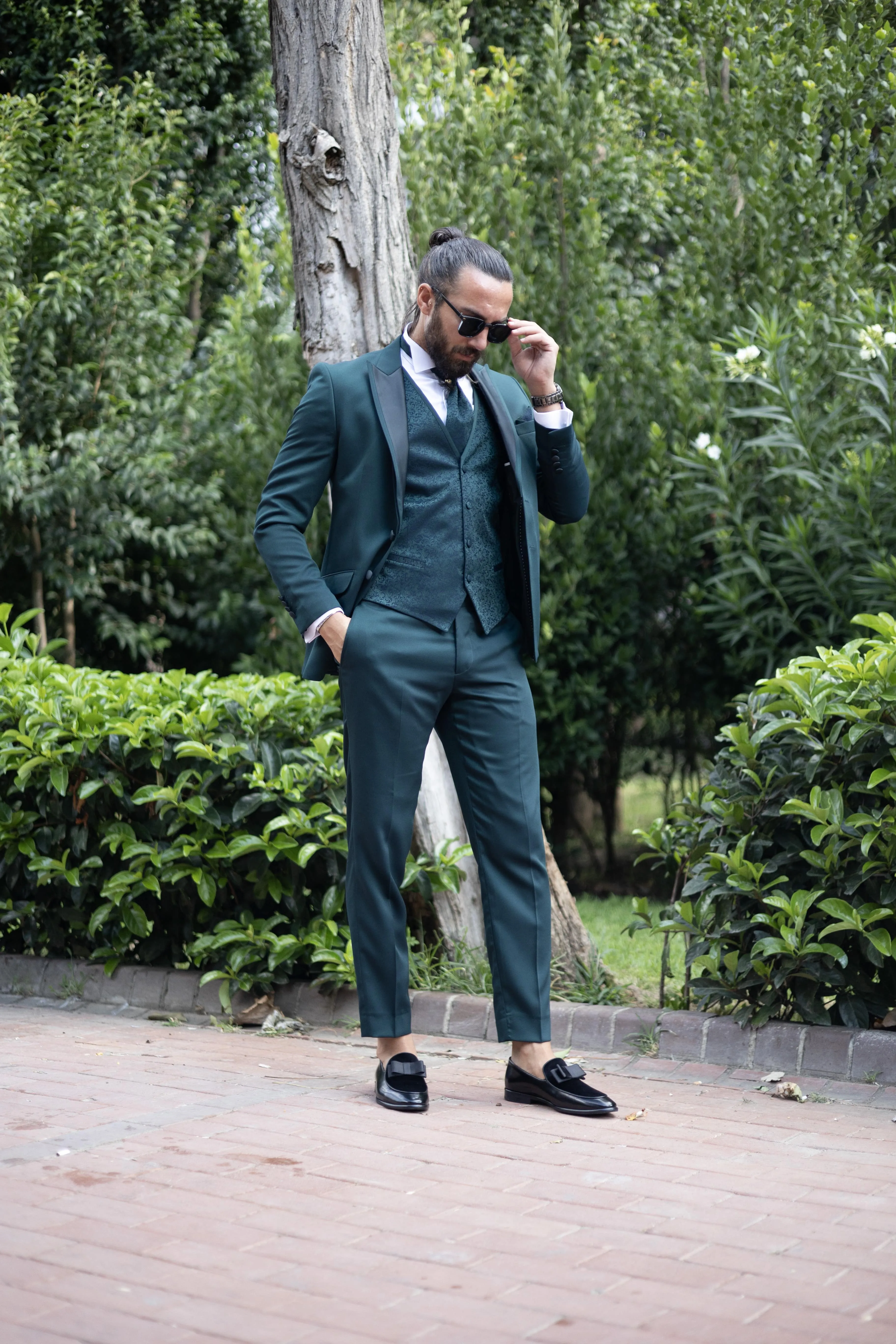 Emerald Elegance Three-Piece Suit.