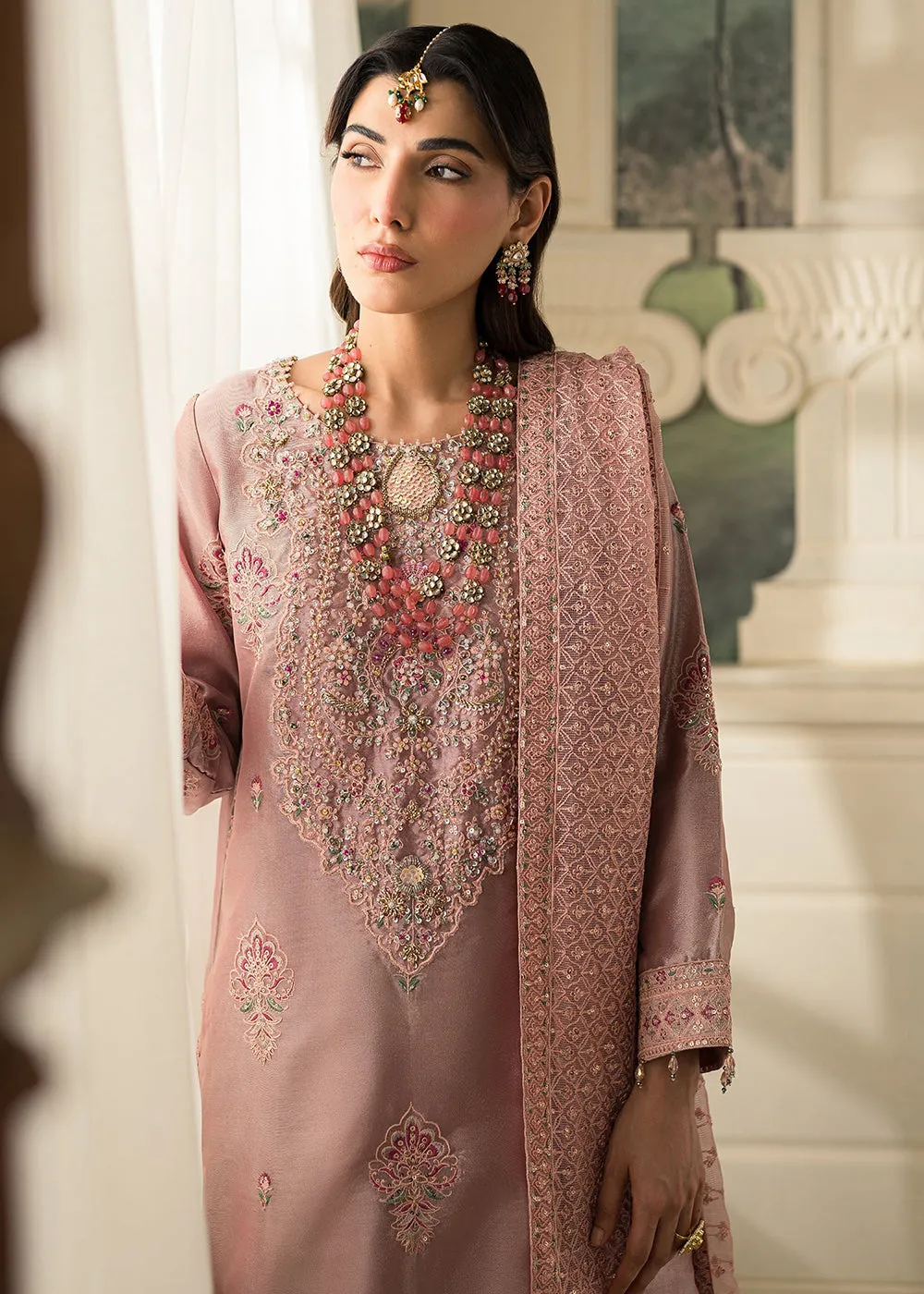 Suave Luxury Formals '24 by Emaan Adeel | Zale