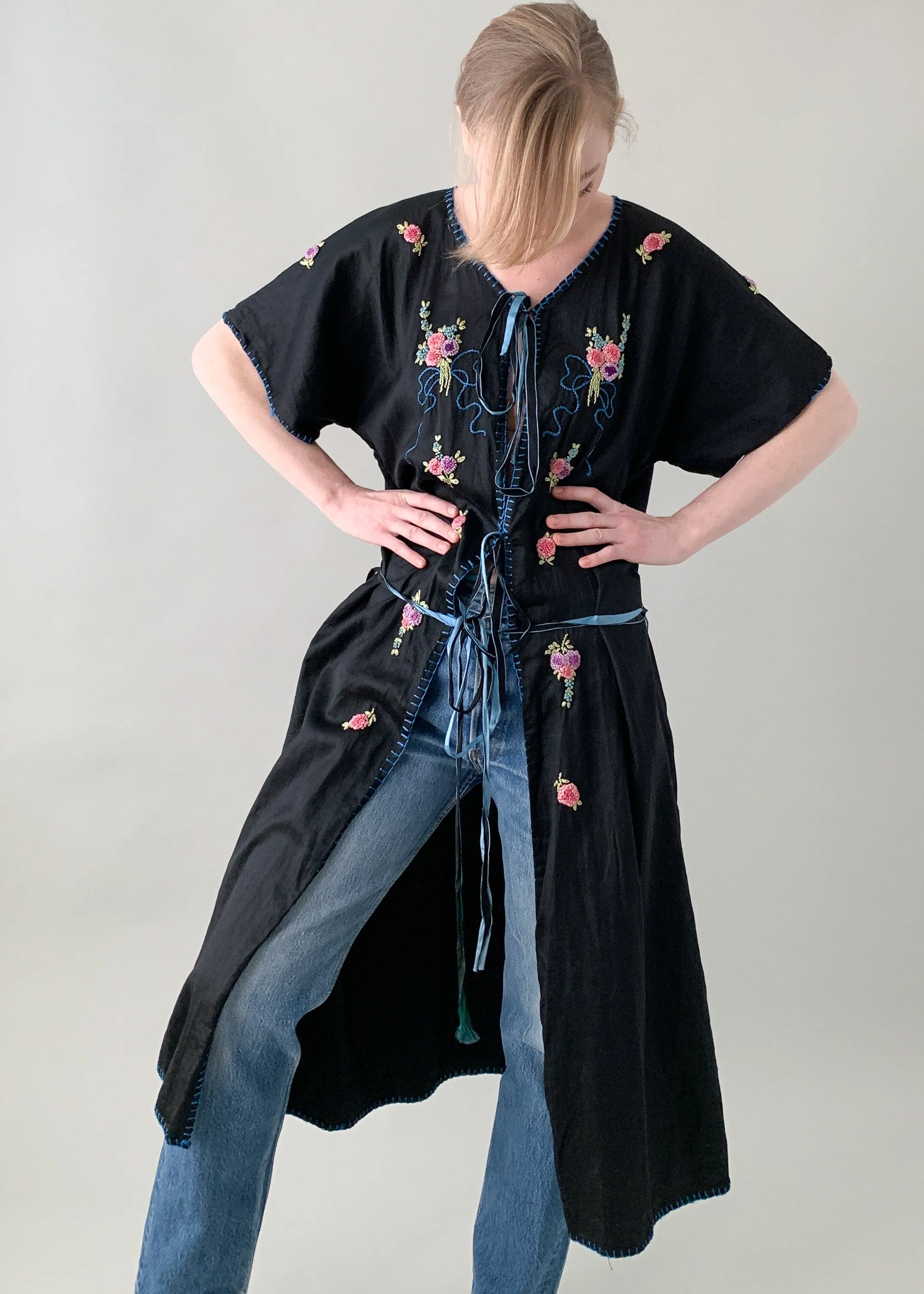 Vintage 1920s Embroidered Duster Robe